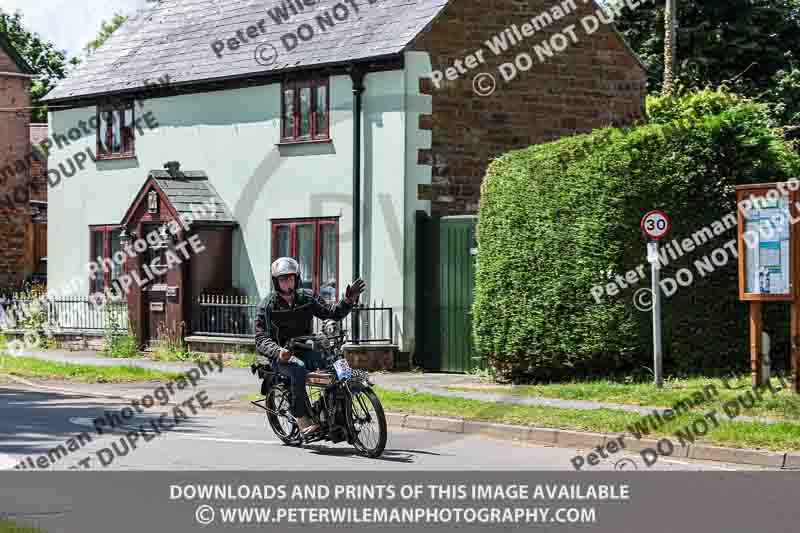 Vintage motorcycle club;eventdigitalimages;no limits trackdays;peter wileman photography;vintage motocycles;vmcc banbury run photographs